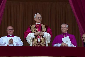 Nowy papież ukazał się światu. Takie przyjął imię!-3147