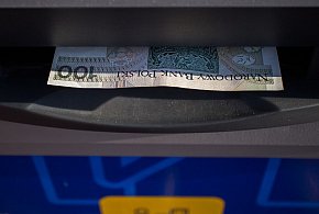 Nowy cennik usług bankowych. Klienci zapłacą więcej już od listopada-3765