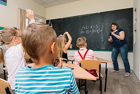 Nowy przedmiot szkolny dzieli Polaków. Kluczowa data właśnie nadeszła-4005