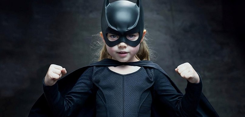 Z czego składa się kostium Batmana dla dzieci?
