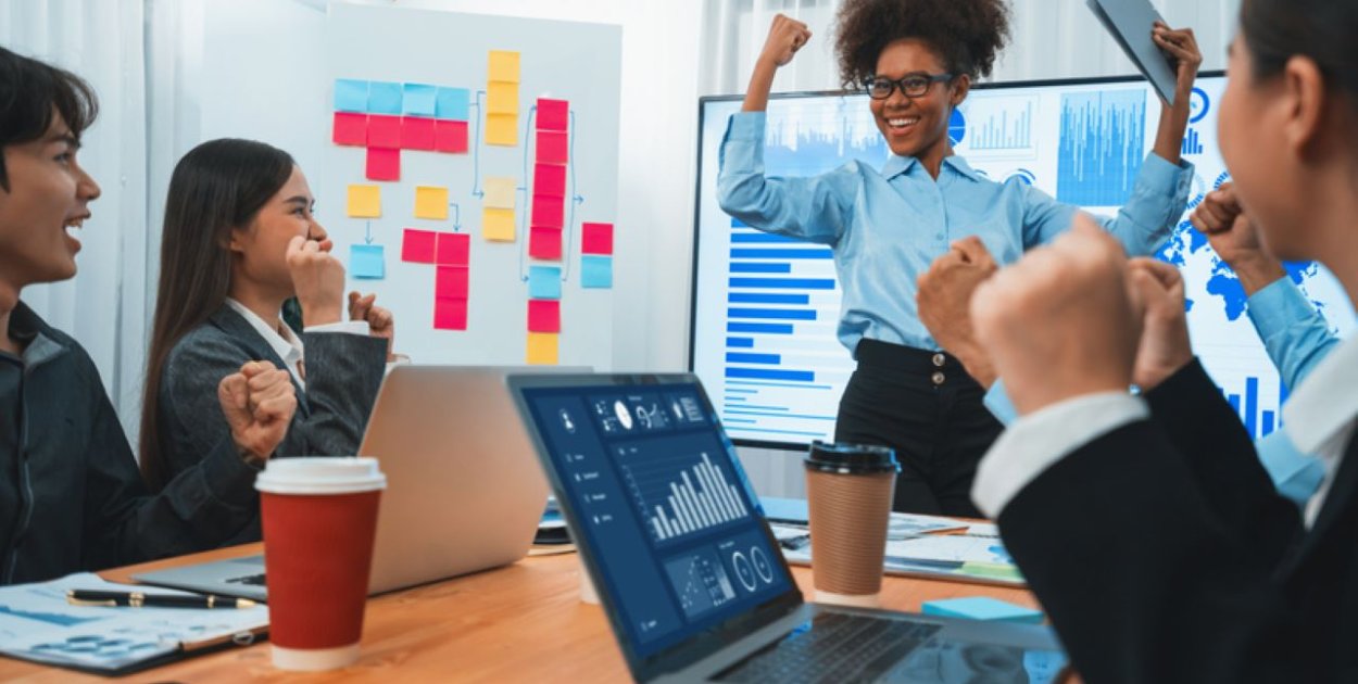 Jak poszerzać swoją wiedzę z zakresu IT?